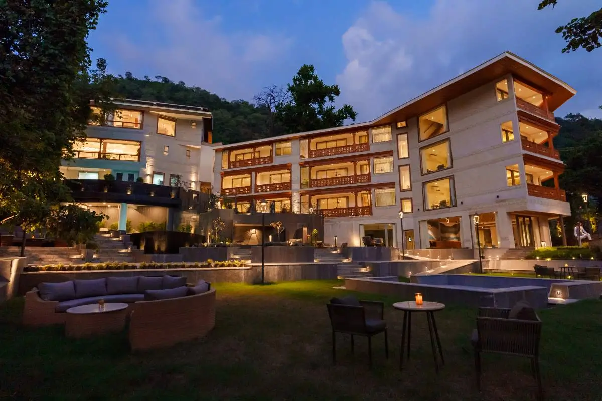 Luxury Wellness Resorts in India