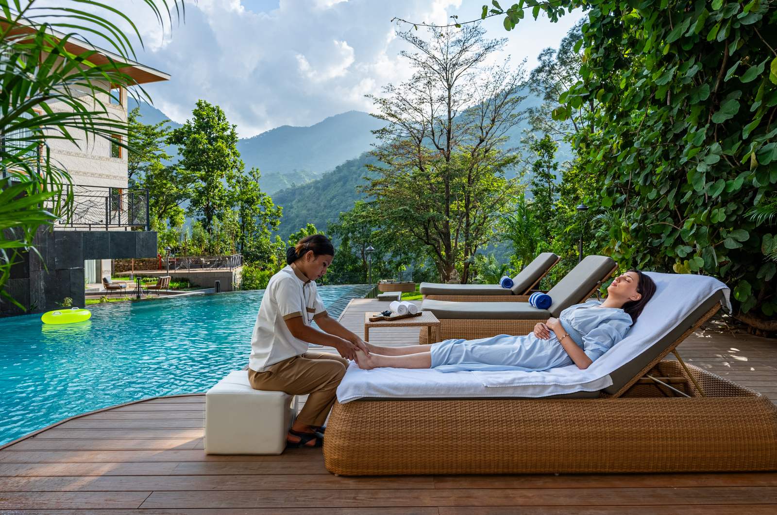 How Ayurvedic Wellness Retreats in India Are Blending Ancient Wisdom with Modern Science