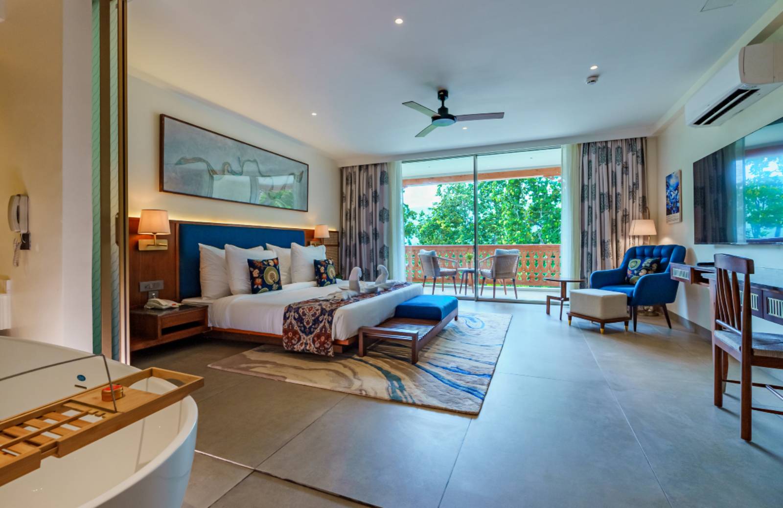 How to Choose the Best Resort in Rishikesh Near the Ganga River